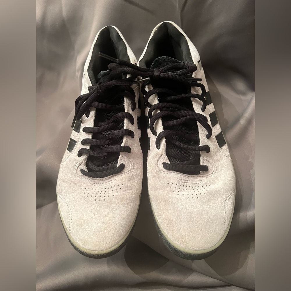 Adidas Men's Black and grey Tyshawn Sneakers - Picture 3 of 6